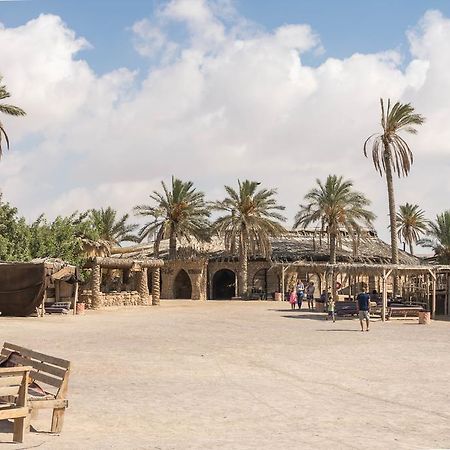Kfar Hanokdim - Glamping & Camping Arad Exterior photo