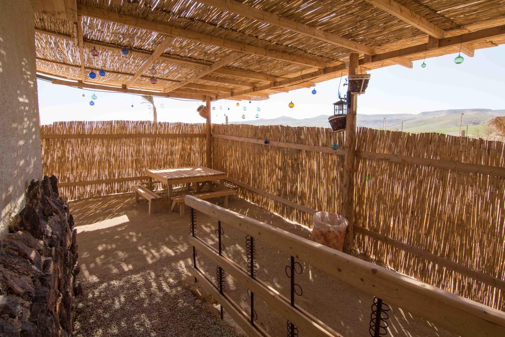 Kfar Hanokdim - Glamping & Camping Arad Room photo