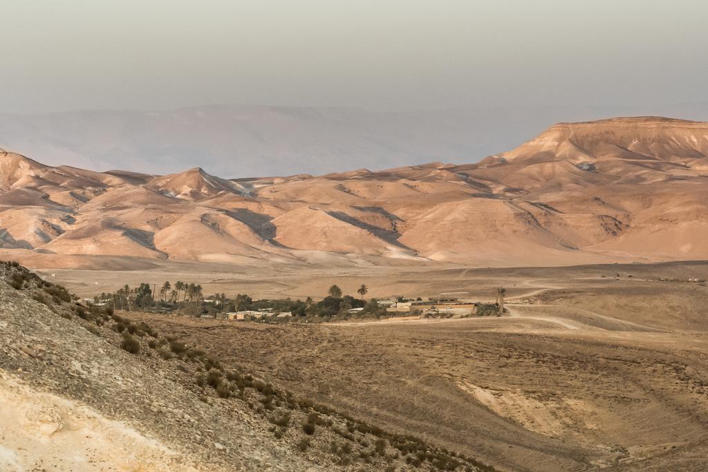Kfar Hanokdim - Glamping & Camping Arad Exterior photo
